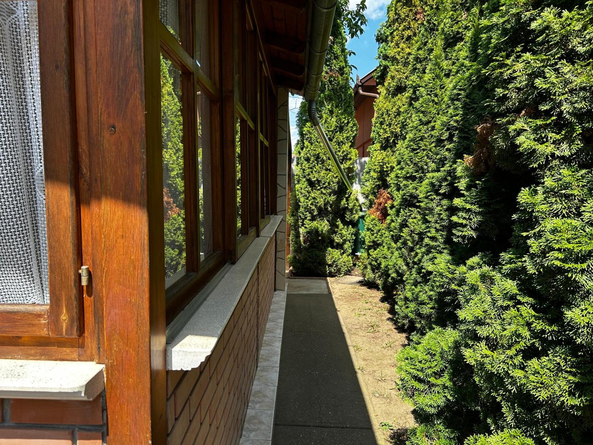 Kisvirag Apartman Hajdúszoboszló Exterior foto