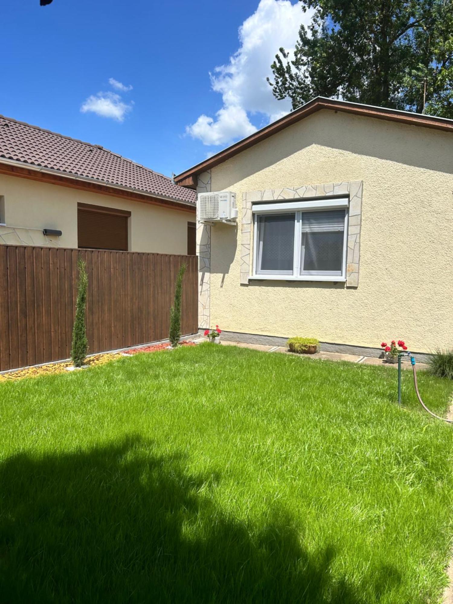 Kisvirag Apartman Hajdúszoboszló Exterior foto
